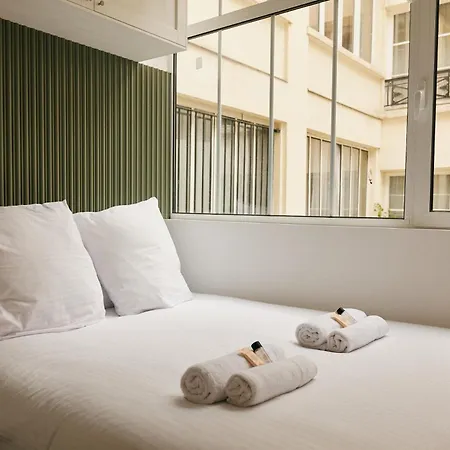 Lavie Maison Marais Jacuzzi & Parisian Charm *