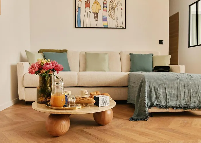 Lavie Maison Ac Hot Tub Lägenhet