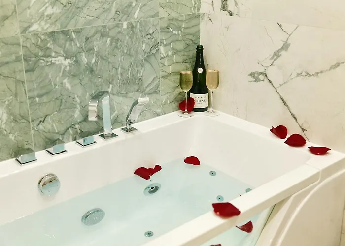 Lavie Maison Ac Hot Tub Paris