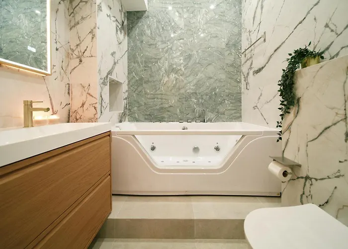 Lavie Maison Ac Hot Tub Paris